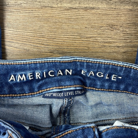 American Eagle Women’s High Rise Distressed Jegging, size 00 - Picture 2 of 10